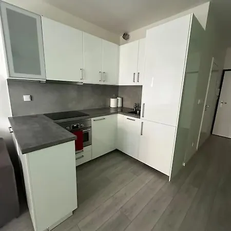 Ahoj Park, Terrace Studio, Private Parking Apartment