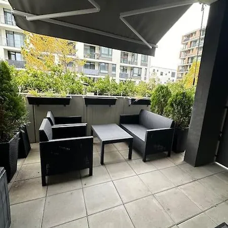 Apartment Ahoj Park, Terrace Studio, Private Parking Bratislava